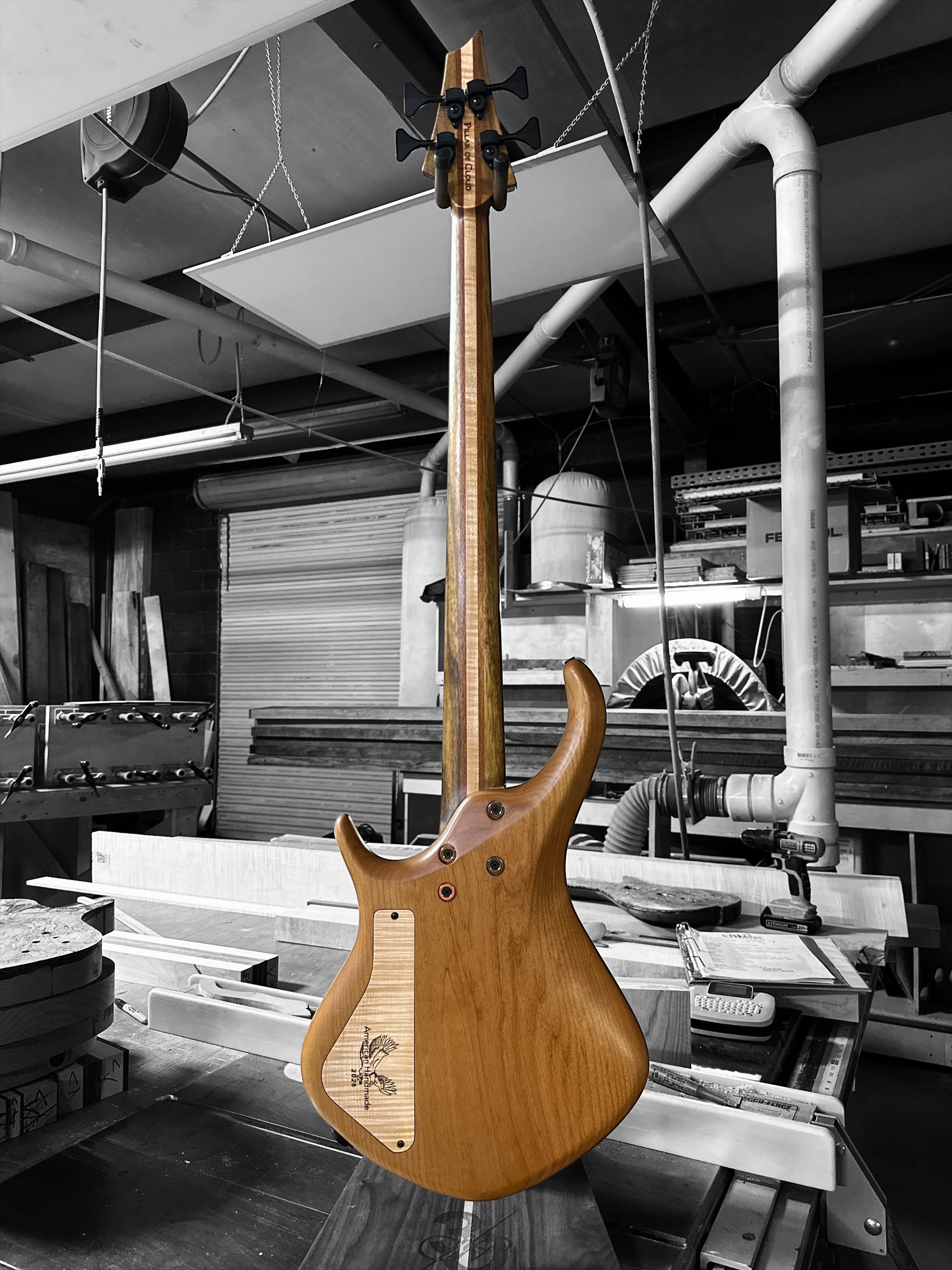 DM 4 STRING BASS