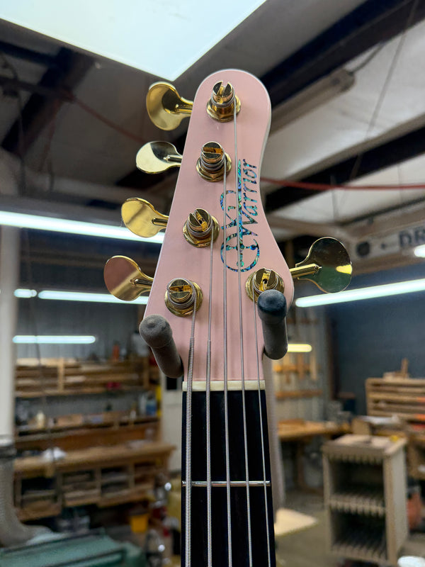 Bella 62 Shell Pink 5 String