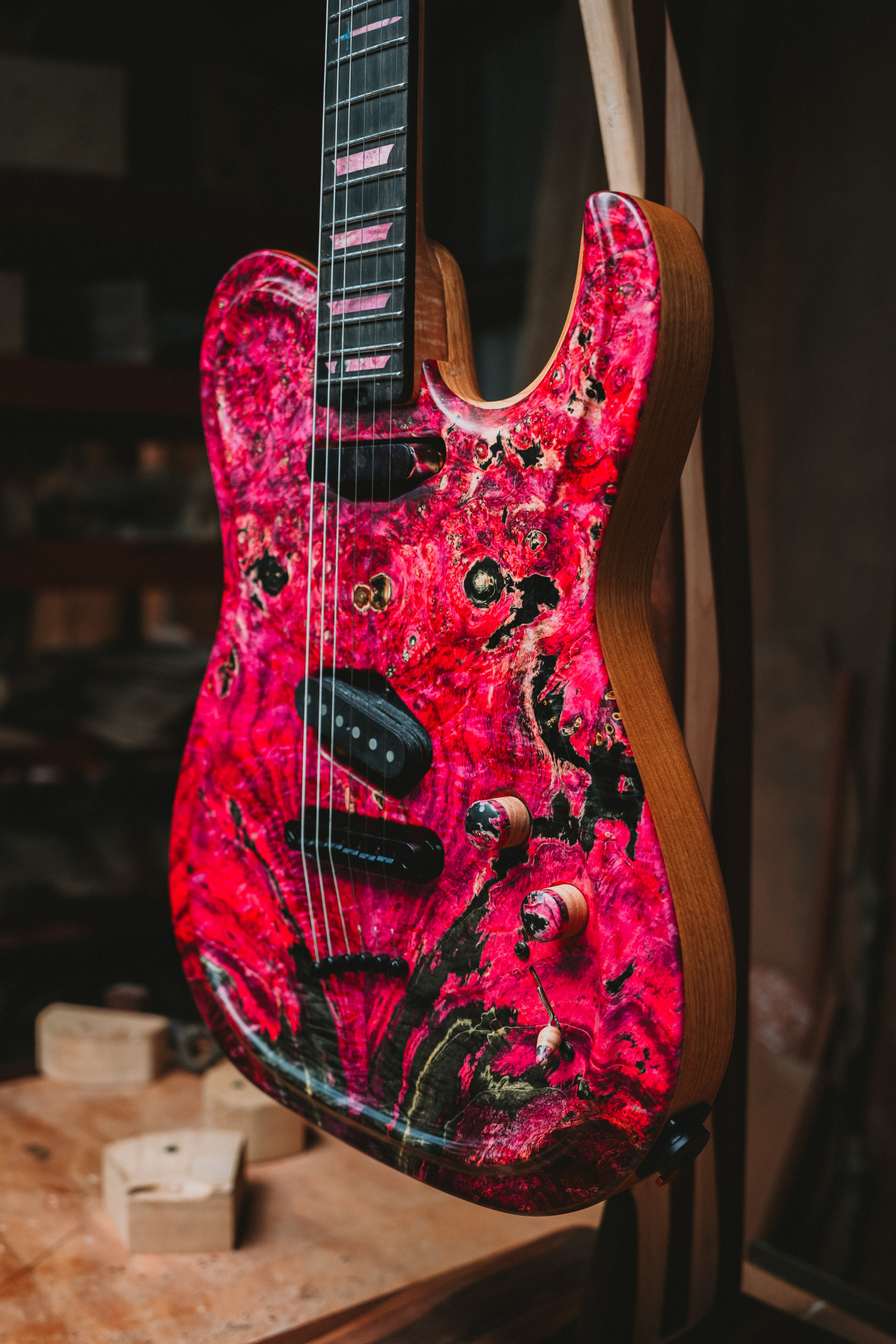 Warrior T Bird NAMM Custom 2026 PINK ONYX - Anointed oil