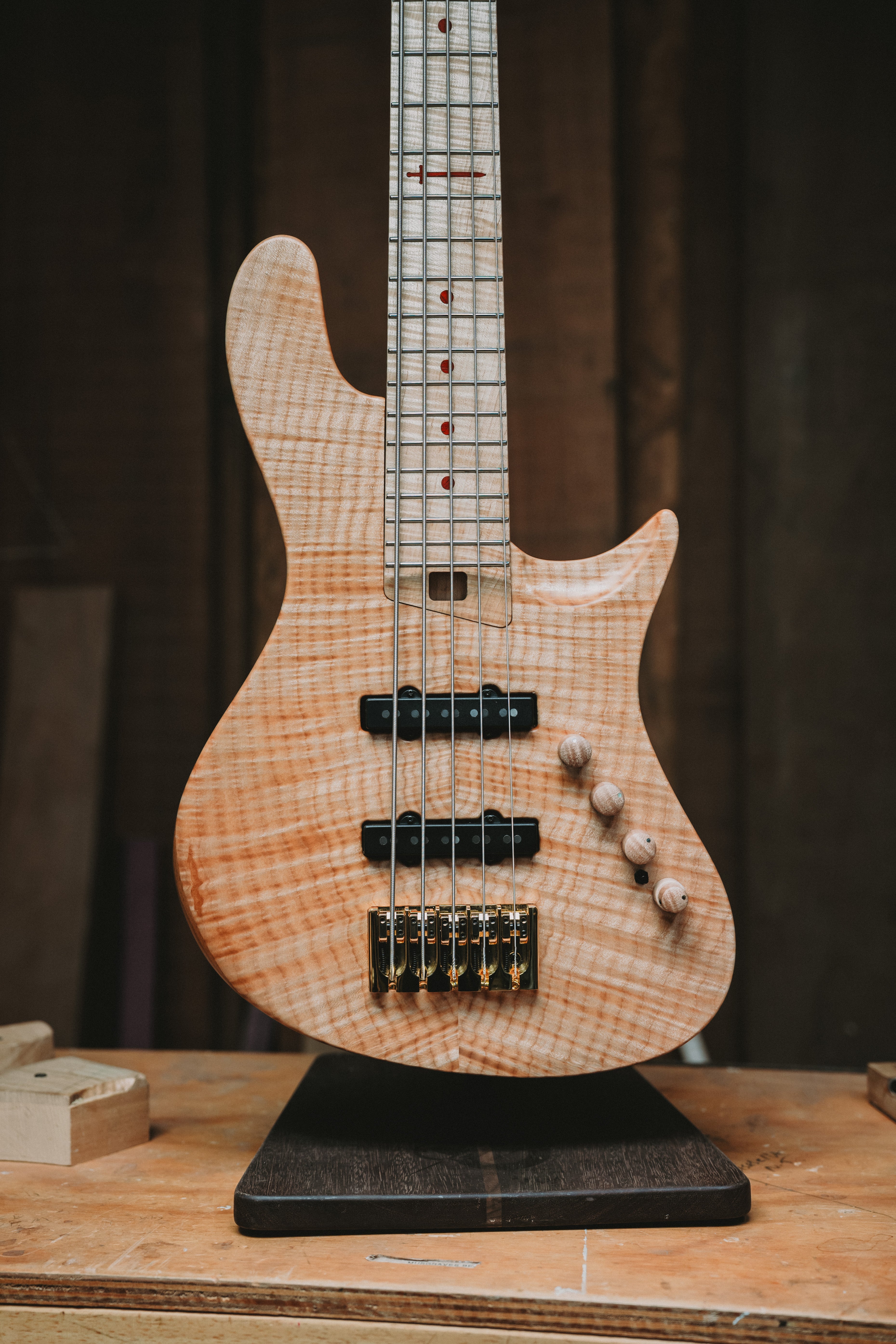 Warrior Isla J Flame maple Natural Blonde 5 string NEW