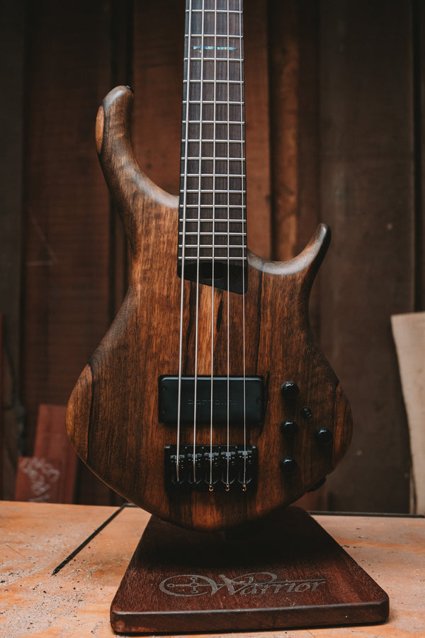 Messenger 5 string Bass