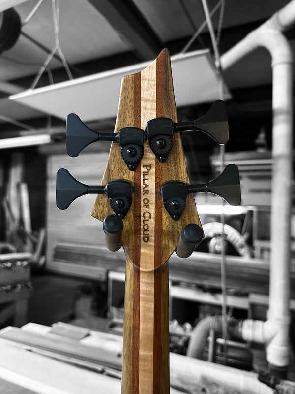 DM 4 STRING BASS