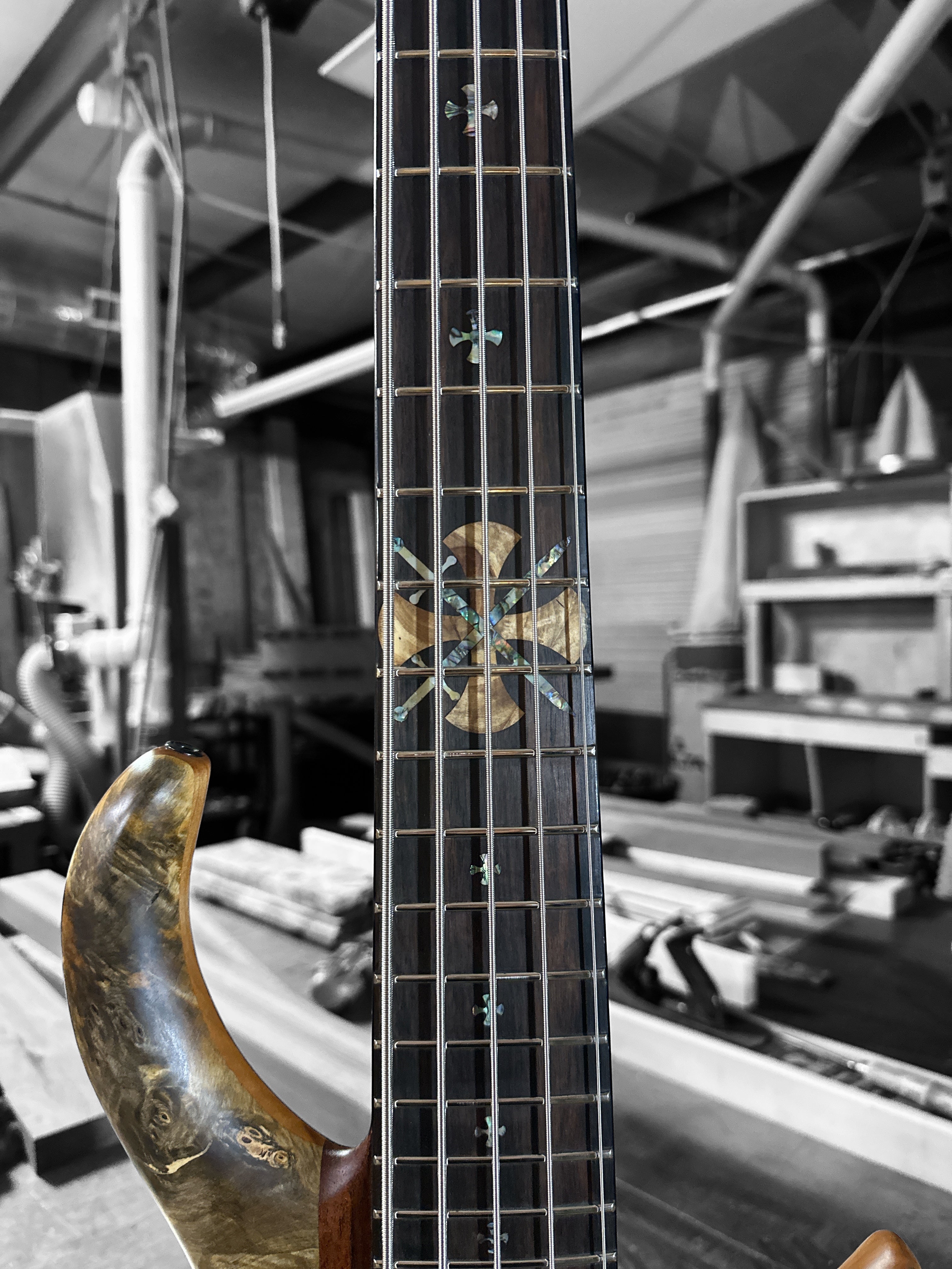 Dran Michael The Crusader buckeye burl neck Thru 5